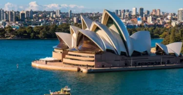 Move to Sydney, Australia With No Money
