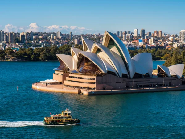 Move to Sydney, Australia With No Money